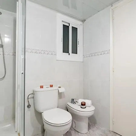 Sagrada Familia Cozy 3 Bedroom With Balcony Appartement Barcelone
